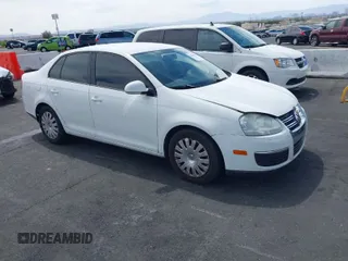 2010 Volkswagen Jetta Sedan S with VIN 3VWJZ7AJ9AM037277, listed as a IAAI auction lot 42044404 with 129,823 mi miles. Bid and sale history available at carsss.com. Image 1.