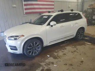 2016 Volvo XC90 with VIN YV4A22PR3G1014152, listed as a Copart auction lot 51479195 with 92,634 mi miles and Clean Title. Bid and sale history available at DreamBid. Image 1.