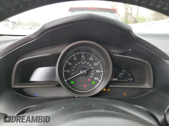 2018 Mazda 3 Touring z VIN 3MZBN1V38JM257681, wystawiony jako Copart lot #49357274 z przebiegiem 48 953 mil mil oraz Szkoda całkowita • Salvage title. Historia ofert i sprzedaży dostępna na DreamBid. Obrazek 9.