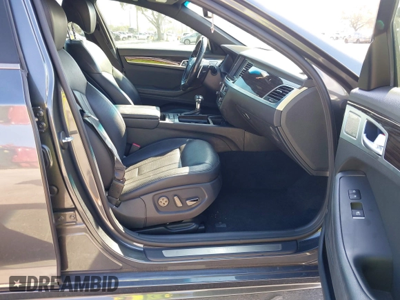 2020 Genesis G80 3.8L with VIN KMTFN4JE9LU332627, listed as a IAAI auction lot 41155598 with 70,070 mi miles. Bid and sale history available at carsss.com. Image 5.