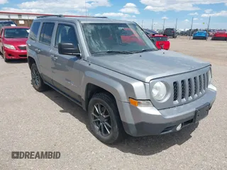 2015 Jeep Patriot Sport z VIN 1C4NJRBB8FD332050, wystawiony jako IAAI lot #42283745 z przebiegiem 168 053 mil mil oraz . Historia ofert i sprzedaży dostępna na DreamBid. Obrazek 1.