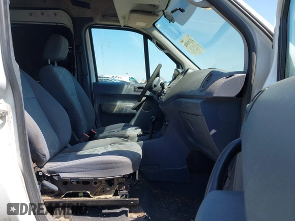 2013 Ford Transit Connect XLT with VIN NM0LS6BN3DT134277, listed as a IAAI auction lot 42356936 with 269,560 mi miles and . Bid and sale history available at DreamBid. Image 5.