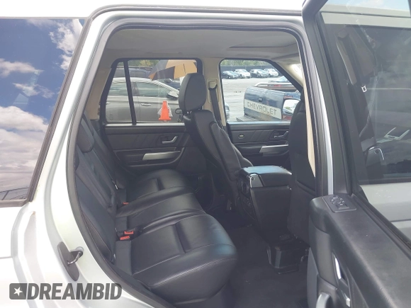 2009 Land Rover Range Rover Sport HSE with VIN SALSF254X9A194101, listed as a IAAI auction lot 42835957 with 136,805 mi miles and . Bid and sale history available at DreamBid. Image 8.