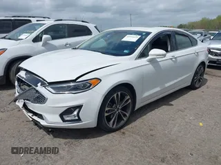 2019 Ford Fusion Titanium with VIN 3FA6P0D91KR140260, listed as a IAAI auction lot 41931629 with 95,207 mi miles. Bid and sale history available at carsss.com. Image 17.