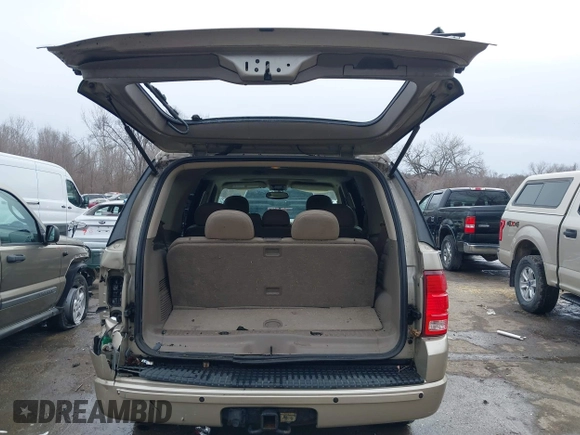 2005 Ford Explorer Limited with VIN 1FMZU75W55UA31984, listed as a IAAI auction lot 41527771 with 238,370 mi miles and . Bid and sale history available at DreamBid. Image 12.