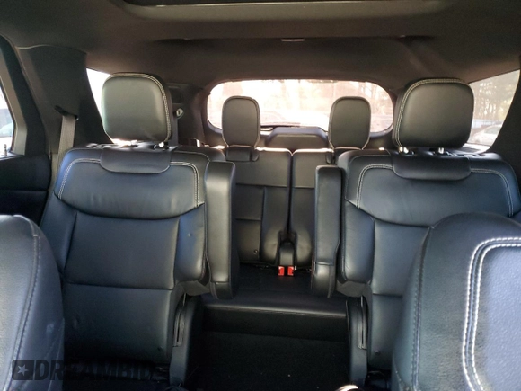 2021 Ford Explorer ST z VIN 1FM5K8GC3MGA36532, wystawiony jako Copart lot #85078064 z przebiegiem 39 856 mil mil oraz Szkoda całkowita • Salvage title. Historia ofert i sprzedaży dostępna na DreamBid. Obrazek 10.