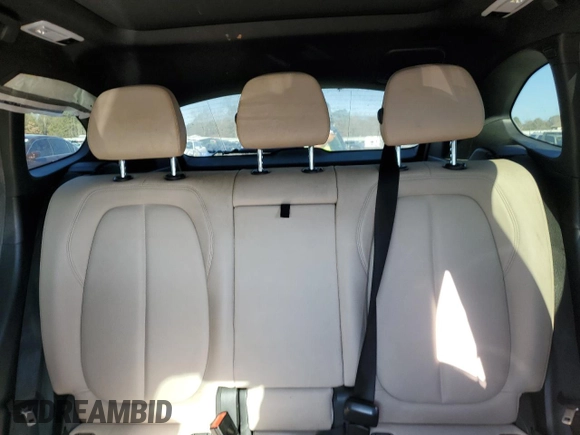 2019 BMW X1 sDrive28i with VIN WBXHU7C53K3H45694, listed as a Copart auction lot 85804084 with 151,645 mi miles and Salvage Title. Bid and sale history available at DreamBid. Image 10.