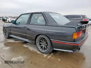 1991 BMW M3 z VIN WBSAK0310MAE34501, wystawiony jako Copart lot #45642275 z przebiegiem 129 936 mil mil oraz Czysty tytuł • Clean title. Historia ofert i sprzedaży dostępna na DreamBid. Obrazek 2.
