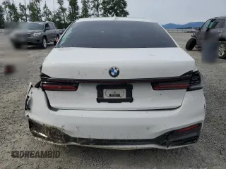 2022 BMW 7 Series 750i xDrive z VIN WBA7U2C04NCH44975, wystawiony jako Copart lot #56192415 z przebiegiem Nie podano mil oraz Szkoda całkowita • Salvage title. Historia ofert i sprzedaży dostępna na DreamBid. Obrazek 6.
