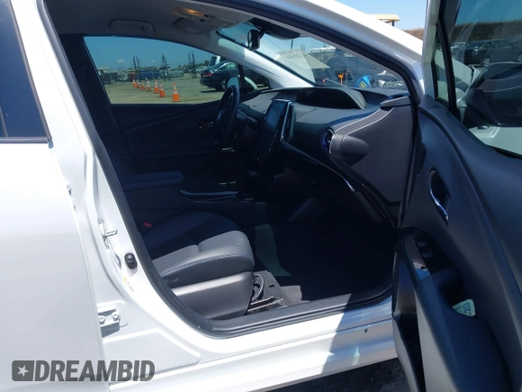2021 Toyota Prius L Eco с VIN JTDKAMFU5M3142128, выставлен на аукционе IAAI как лот 42481468 с пробегом 28 152 миль миль и . История ставок и продаж доступна на DreamBid. Изображение 5.