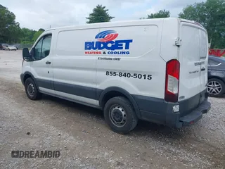 2017 Ford Transit z VIN 1FTYE1ZM4HKA96280, wystawiony jako IAAI lot #42199318 z przebiegiem 171 417 mil mil oraz . Historia ofert i sprzedaży dostępna na DreamBid. Obrazek 3.