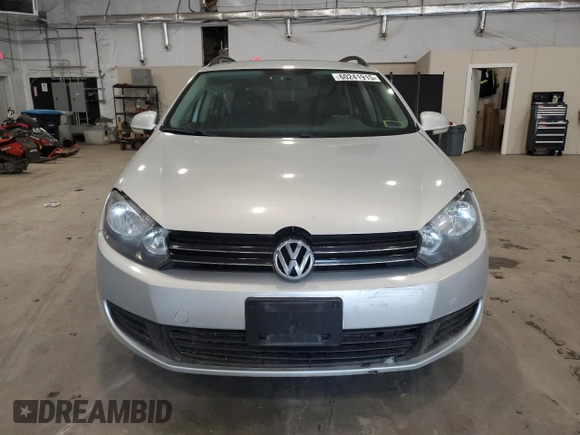 2014 Volkswagen Jetta TDI with VIN 3VWML7AJ5EM610664, listed as a Copart auction lot 60241915 with 126,602 mi miles and Salvage title. Bid and sale history available at DreamBid. Image 5.