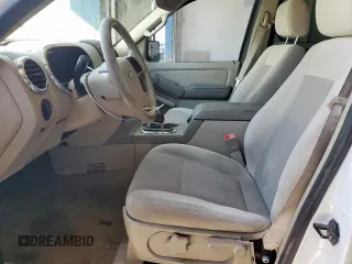 2006 Ford Explorer XLS z VIN 1FMEU62E76UA11130, wystawiony jako Copart lot #60973635 z przebiegiem 165 373 mil mil oraz Szkoda całkowita • Salvage title. Historia ofert i sprzedaży dostępna na DreamBid. Obrazek 7.