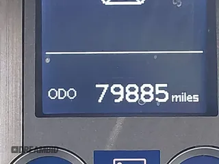 2019 Lexus GX 460 z VIN JTJBM7FX3K5222495, wystawiony jako IAAI lot #42041952 z przebiegiem 79 885 mil mil oraz . Historia ofert i sprzedaży dostępna na DreamBid. Obrazek 15.