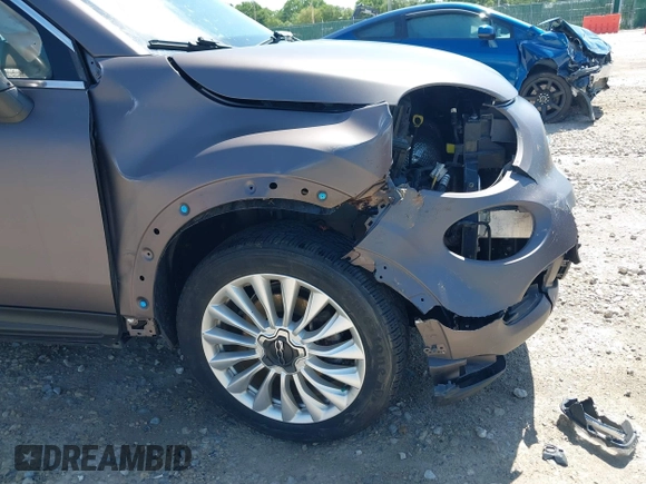 2016 FIAT 500X Lounge with VIN ZFBCFYDT0GP338194, listed as a IAAI auction lot 42286585 with Not provided miles and . Bid and sale history available at DreamBid. Image 6.