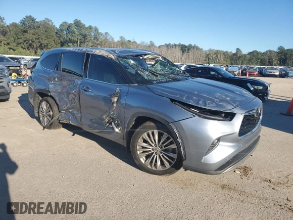 2021 Toyota Highlander Platinum with VIN 5TDFZRBH0MS072987, listed as a Copart auction lot 81722484 with 91,850 mi miles and Salvage title. Bid and sale history available at DreamBid. Image 4.