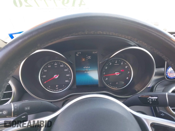 2019 Mercedes-Benz C 300 z VIN 55SWF8DB4KU285419, wystawiony jako IAAI lot #41977720 z przebiegiem 75 156 mil mil oraz . Historia ofert i sprzedaży dostępna na DreamBid. Obrazek 7.