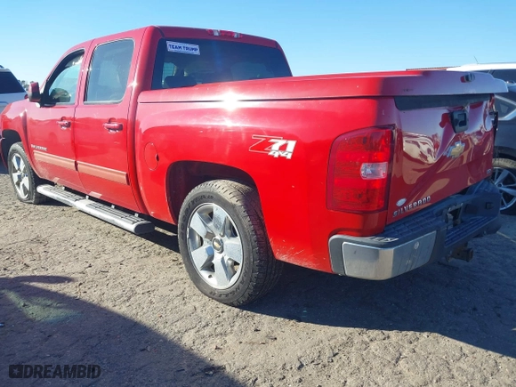 2009 Chevrolet Silverado 1500 LTZ with VIN 3GCEK33M09G192755, listed as a IAAI auction lot 41015399 with 122,851 mi miles. Bid and sale history available at carsss.com. Image 3.
