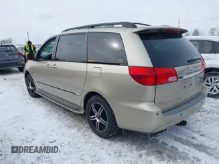 2004 Toyota Sienna XLE with VIN 5TDBA22C14S027686, listed as a IAAI auction lot 41580464 with 376,834 mi miles and . Bid and sale history available at DreamBid. Image 3.