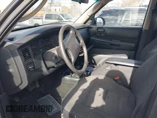2002 Dodge Durango Sport with VIN 1B4HS38N92F195561, listed as a IAAI auction lot 41423184 with 179,433 mi miles. Bid and sale history available at carsss.com. Image 5.