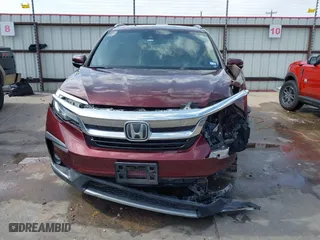 2019 Honda Pilot Touring 8-Passenger with VIN 5FNYF5H95KB009122, listed as a IAAI auction lot 41573338 with 85,845 mi miles. Bid and sale history available at carsss.com. Image 13.