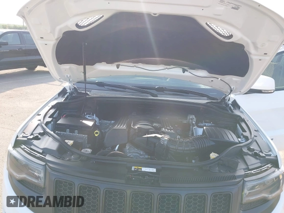 2016 Jeep Grand Cherokee SRT with VIN 1C4RJFDJ3GC503878, listed as a IAAI auction lot 42830257 with 82,661 mi miles and . Bid and sale history available at DreamBid. Image 10.