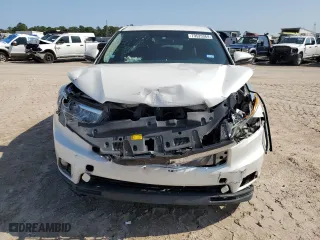 2016 Toyota Highlander LE Plus with VIN 5TDZKRFH6GS185584, listed as a Copart auction lot 41815185 with 94,477 mi miles and Salvage Title. Bid and sale history available at carsss.com. Image 5.