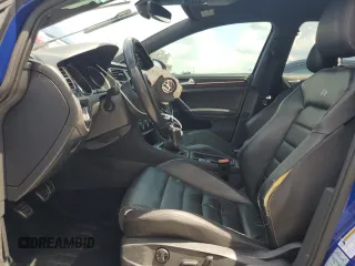 2017 Volkswagen Golf с VIN WVWWF7AU7HW117070, выставлен на аукционе Copart как лот 60392975 с пробегом 83 828 миль миль и Списание • Salvage title. История ставок и продаж доступна на DreamBid. Изображение 7.