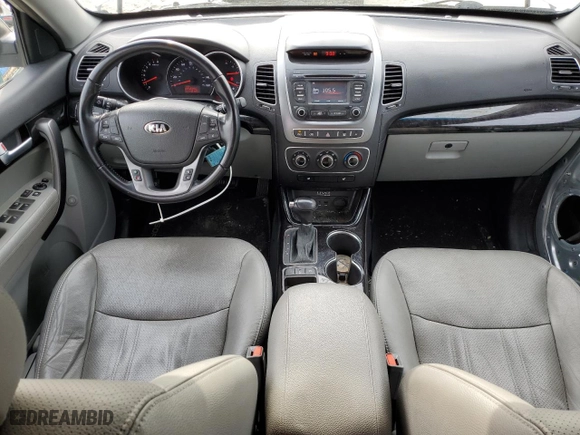2015 Kia Sorento LX with VIN 5XYKT3A66FG633030, listed as a Copart auction lot 49450295 with 110,145 mi miles and Salvage Title. Bid and sale history available at carsss.com. Image 8.