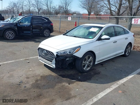 2018 Hyundai Sonata Limited with VIN 5NPE34AF5JH716100, listed as a IAAI auction lot 41649547 with 76,722 mi miles. Bid and sale history available at carsss.com. Image 2.