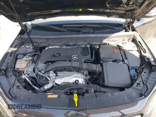 2020 Mercedes-Benz GLB 250 z VIN WDC4M4HBXLW008475, wystawiony jako IAAI lot #41803766 z przebiegiem 44 526 mil mil oraz . Historia ofert i sprzedaży dostępna na DreamBid. Obrazek 10.