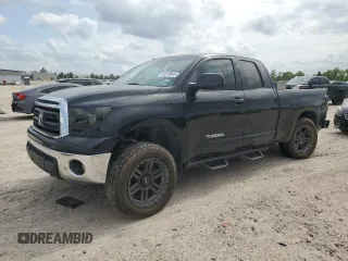 2013 Toyota Tundra z VIN 5TFRM5F1XDX065959, wystawiony jako Copart lot #54519945 z przebiegiem 267 878 mil mil oraz Szkoda całkowita • Salvage title. Historia ofert i sprzedaży dostępna na DreamBid. Obrazek 1.