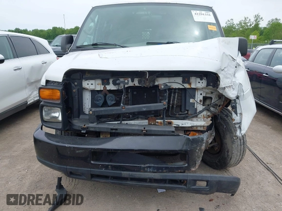 2008 Ford Econoline Cargo Commercial с VIN 1FTNE24L68DA83283, выставлен на аукционе IAAI как лот 42291331 с пробегом Не указан миль и . История ставок и продаж доступна на DreamBid. Изображение 6.