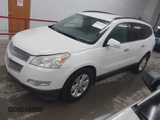 2014 Chevrolet Traverse LT with VIN 1GNKVGKDXEJ368164, listed as a IAAI auction lot 41912321 with 202,618 mi miles. Bid and sale history available at carsss.com. Image 2.