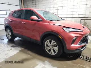 2024 Buick Encore GX Preferred z VIN KL4AMCSL7RB041769, wystawiony jako Copart lot #57420215 z przebiegiem 8 538 mil mil oraz Szkoda całkowita • Salvage title. Historia ofert i sprzedaży dostępna na DreamBid. Obrazek 4.
