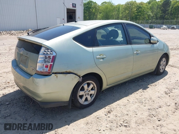 2007 Toyota Prius with VIN JTDKB20U977548064, listed as a IAAI auction lot 42040952 with 197,934 mi miles. Bid and sale history available at carsss.com. Image 4.