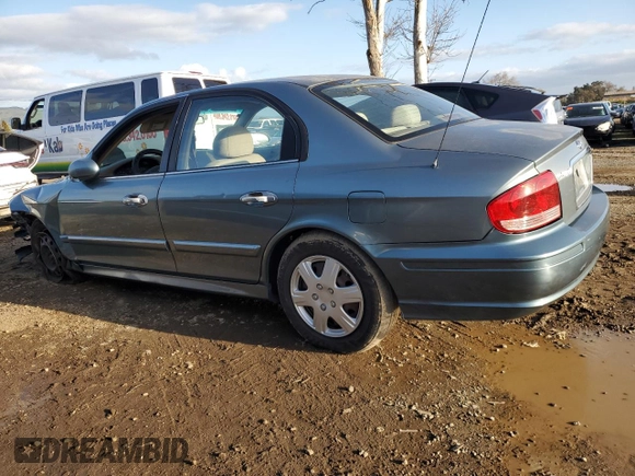 2004 Hyundai Sonata with VIN KMHWF25H44A053637, listed as a Copart auction lot 45029955 with 215,222 mi miles and Salvage Title. Bid and sale history available at carsss.com. Image 2.