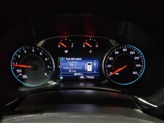 2020 Chevrolet Equinox LT with VIN 2GNAXJEV4L6105315, listed as a Copart auction lot 49784015 with 86,754 mi miles and Clean title. Bid and sale history available at DreamBid. Image 9.
