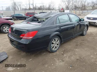 2008 Toyota Avalon XL with VIN 4T1BK36B58U293889, listed as a IAAI auction lot 41843953 with 192,860 mi miles. Bid and sale history available at carsss.com. Image 4.