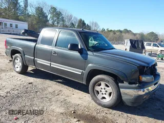 2005 Chevrolet Silverado 1500 Z71 with VIN 1GCEK19Z95Z222319, listed as a IAAI auction lot 41670052 with 267,780 mi miles. Bid and sale history available at carsss.com. Image 1.