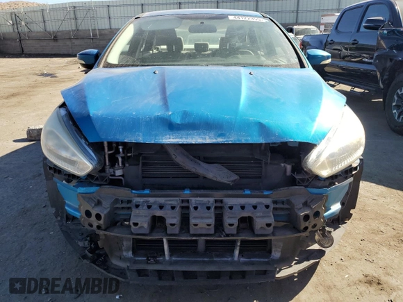 2016 Ford Focus SE with VIN 1FADP3F28GL207497, listed as a Copart auction lot 44122355 with 81,528 mi miles and Salvage Title. Bid and sale history available at carsss.com. Image 5.