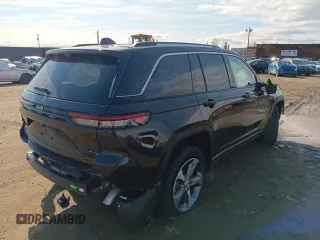 2023 Jeep Grand Cherokee 30th Anniversary with VIN 1C4RJYB66P8788458, listed as a Copart auction lot 54022075 with 392 mi miles and Salvage title. Bid and sale history available at DreamBid. Image 3.
