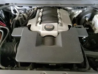 2017 Cadillac Escalade ESV Luxury с VIN 1GYS4HKJ3HR109930, выставлен на аукционе Copart как лот 67478965 с пробегом 114 582 миль миль и Чистый • Clean title. История ставок и продаж доступна на DreamBid. Изображение 14.