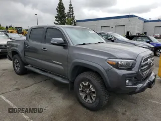 2017 Toyota Tacoma SR5 z VIN 3TMAZ5CNXHM048452, wystawiony jako Copart lot #52996785 z przebiegiem 71 588 mil mil oraz Szkoda całkowita • Salvage title. Historia ofert i sprzedaży dostępna na DreamBid. Obrazek 4.