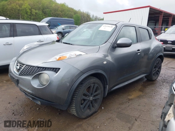 2012 Nissan Juke SL with VIN JN8AF5MV4CT108442, listed as a IAAI auction lot 42129120 with 204,627 mi miles. Bid and sale history available at carsss.com. Image 2.