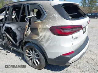 2020 BMW X5 sDrive40i with VIN 5UXCR4C08L9C07579, listed as a IAAI auction lot 41871208 with Not Provided miles and . Bid and sale history available at DreamBid. Image 15.