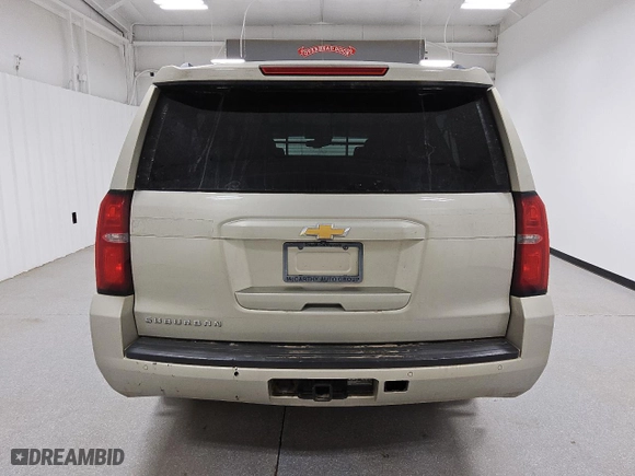 2017 Chevrolet Suburban LT with VIN 1GNSKHKC9HR114179, listed as a Copart auction lot 49245015 with 411,682 mi miles and Clean Title. Bid and sale history available at carsss.com. Image 6.