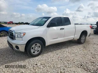 2010 Toyota Tundra z VIN 5TFRM5F12AX011311, wystawiony jako Copart lot #61661415 z przebiegiem 211 103 mil mil oraz Szkoda całkowita • Salvage title. Historia ofert i sprzedaży dostępna na DreamBid. Obrazek 1.