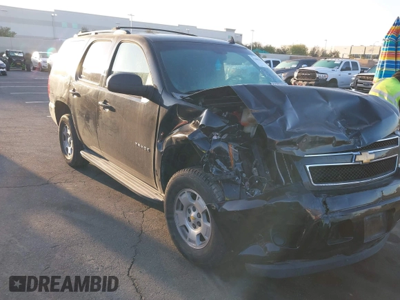 2013 Chevrolet Tahoe LS с VIN 1GNSCAE00DR247218, выставлен на аукционе IAAI как лот 42081674 с пробегом 164 687 миль миль и . История ставок и продаж доступна на DreamBid. Изображение 1.