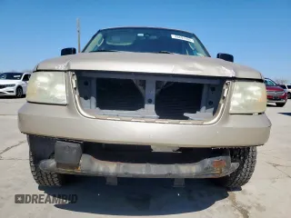 2005 Ford Expedition Special Service with VIN 1FMPU15545LA85990, listed as a Copart auction lot 48691405 with 293,357 mi miles and Salvage Title. Bid and sale history available at carsss.com. Image 5.